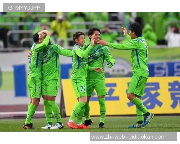 长崎航海与湘南的激烈对决展现足球魅力与团队精神的巅峰较量